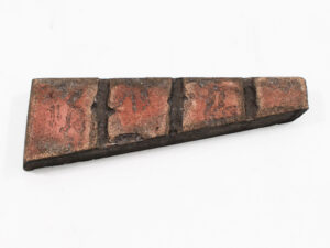 Heatilator ICON Series Right Side Hearth Refractory (4042-743)